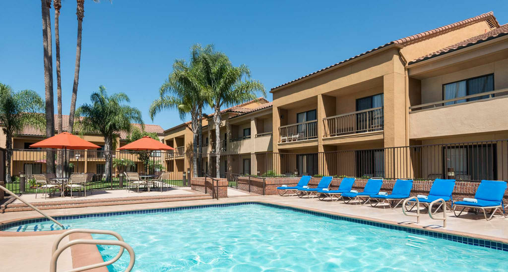 Hotel Courtyard Anaheim Buena Park Exterior foto